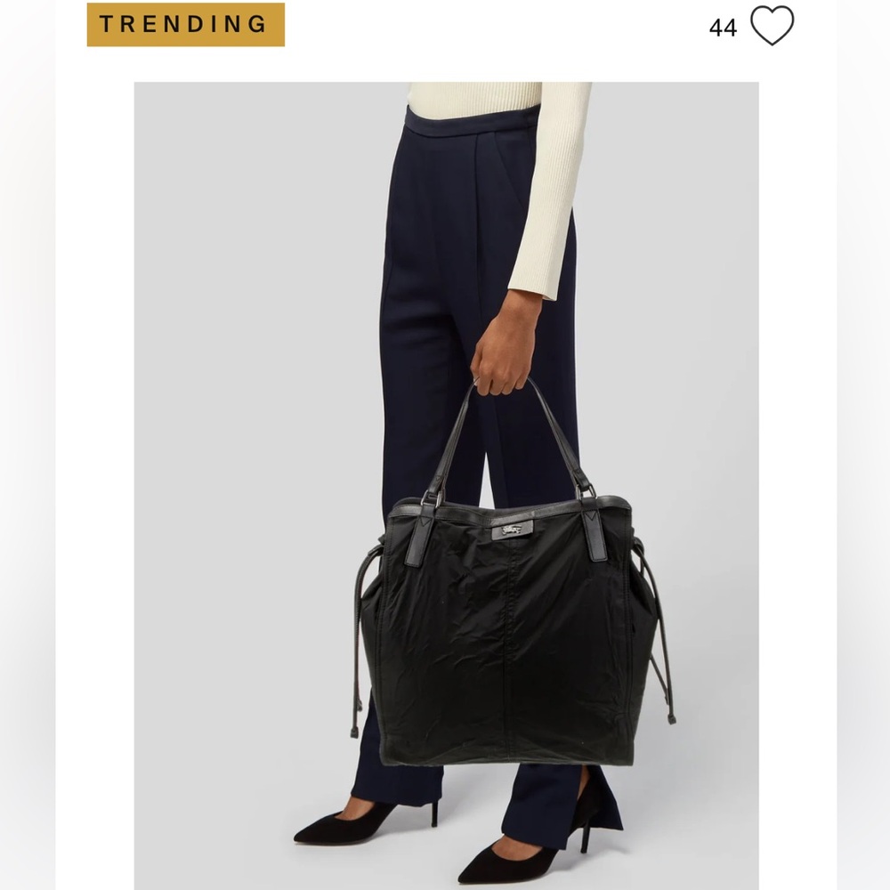 BURBERRY BUCKLEIGH NYLON TOTE BAG - Picture 14 of 16